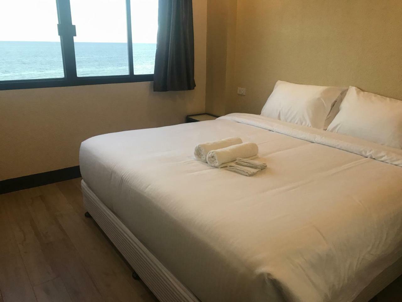 Babylon Oslob Coast Guesthouse Luaran gambar